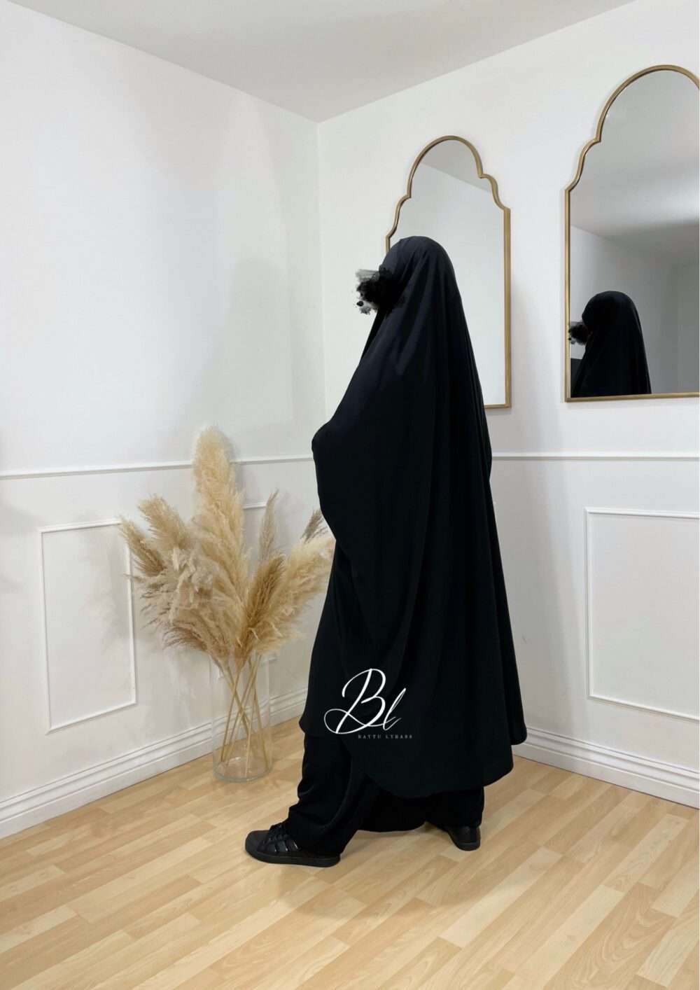 Soumaia Jilbab Black Medina Silk – Image 2